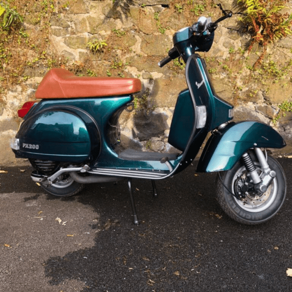 Fully Restored Vespa PX 200 Disc in Verde Green – Monday 11th November